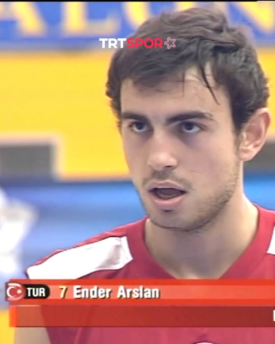 🏀 2005 Akdeniz Oyunları yarı final maçında İtalya'yla karşılaşıyoruz. 📌 Türk basketbolundan unutulmaz anlar TRT Spor Arşiv YouTube kanalında.
