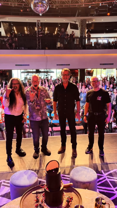 The @idsoftware founders talked DOOM, Quake, and how it all began 35 years ago. Thanks to our special guests Adrian Carmack Artist, • 𝚝𝚑𝚊𝚝 𝚝𝚘𝚖 𝚑𝚊𝚕𝚕 •, John Romero 🤘🏽 and John Carmack for a weekend to remember!