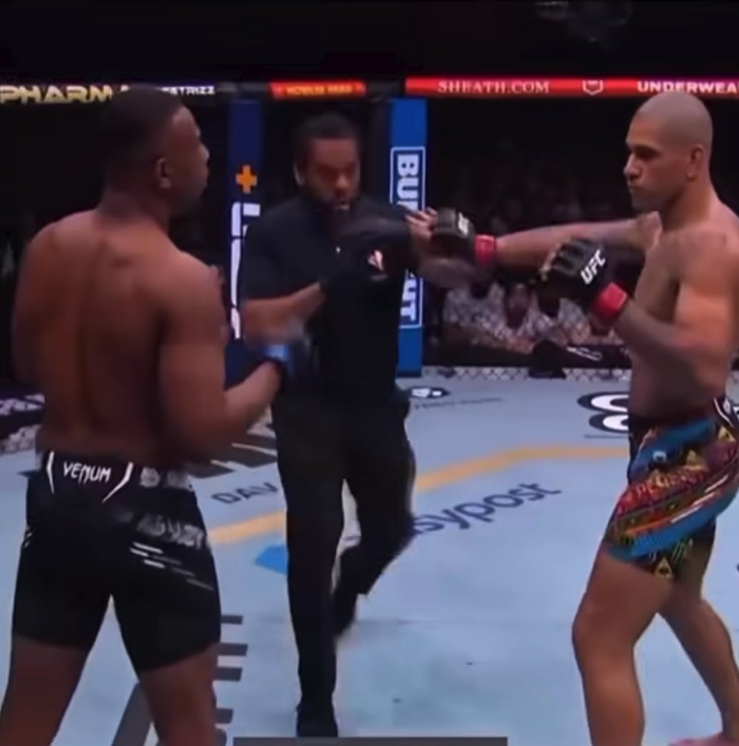 It was over the moment he stopped the ref😂