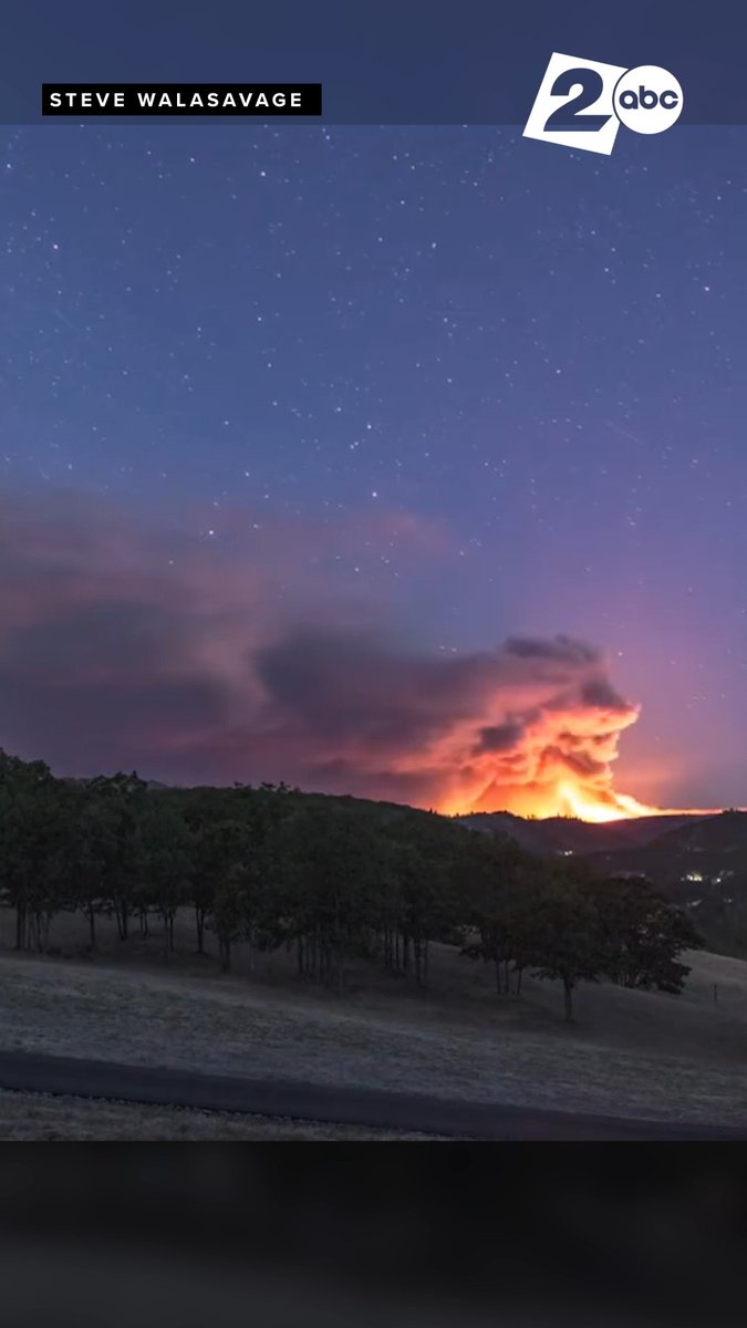 This timelapse video shows smoke rising from the Grasshopper Fire, burning more than 57,000 acres in the Mount Hood National Forest. LATEST INFO: Thanks to Steve Walasavage (Steve Walasavage 🔥📸🔥) for sharing this incredible video!