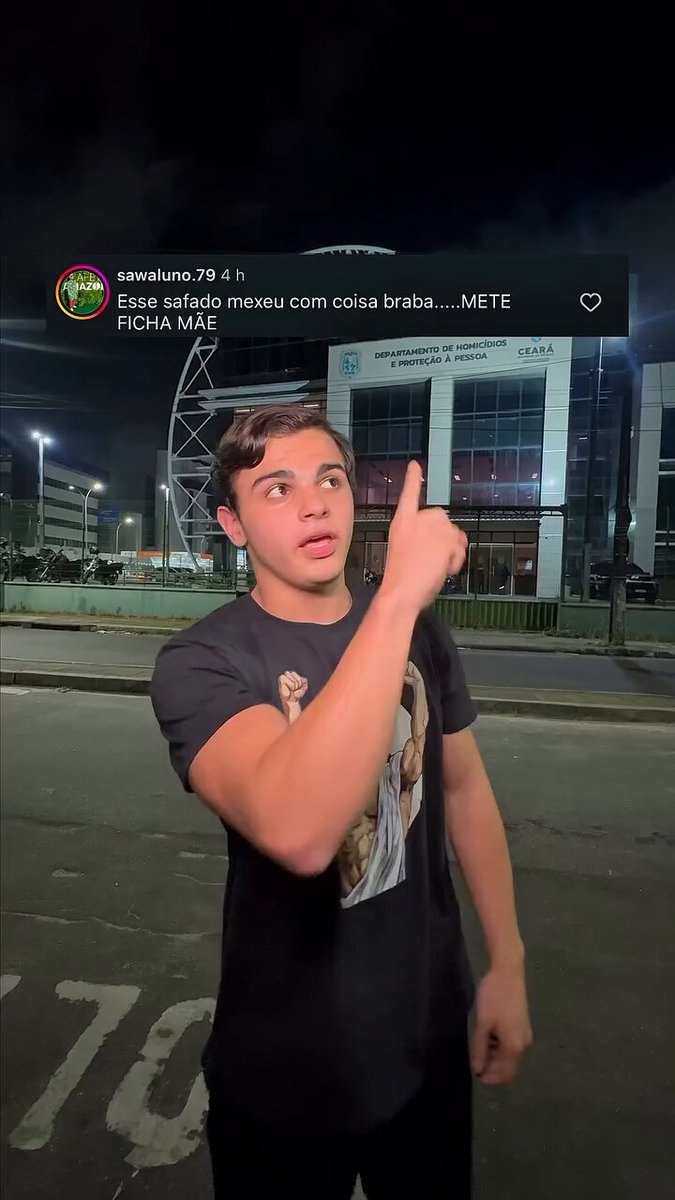 🌩 🚨👹 Coitado 😞 Muita luz pra ele🙏