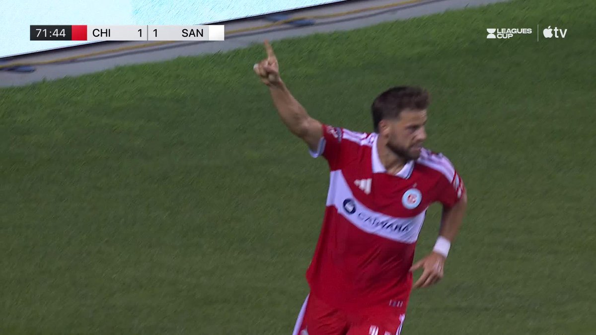 Off the bench and on the scoresheet ✨ Philip Zinckernagel brings Chicago Fire FC level with Santos! 📺 Apple TV: