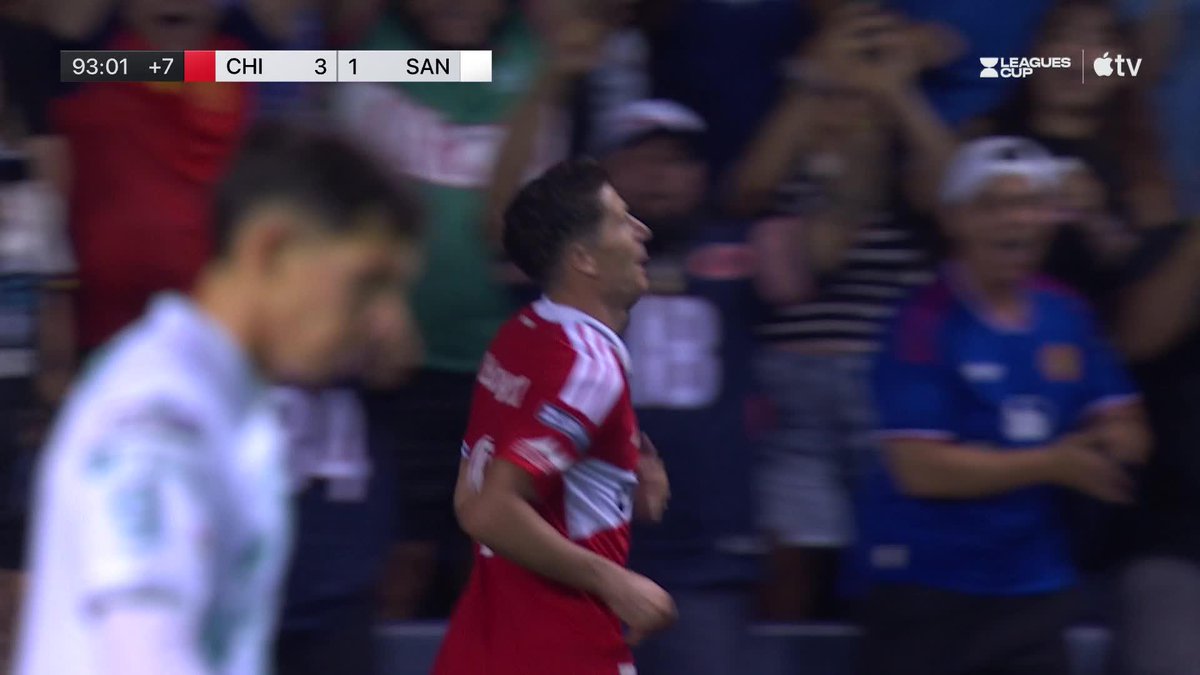 Robert. Lewandowski. 😤 Chicago Fire FC surge to 3-1 over Santos in stoppage time! 📺 Apple TV: