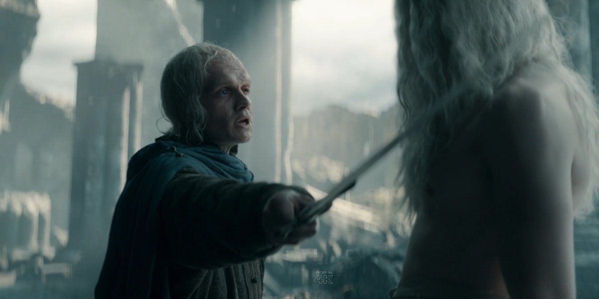 This entire scene was so fucking buzzy. The idea of Aegon taking Aemond away from Harrenhal and Alys to serve him and help him get back the throne. 😵💫 YUM YUM YUM!!