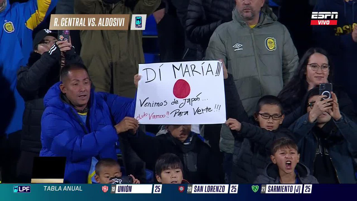 🇯🇵 ¡LA BANDA DEL WASABI! ¡VINIERON DESDE JAPÓN PARA VER AL CANALLA DE DI MARÍA EN ARROYITO! 😱 📺 #ESPNFútbol1 | #DisneyPlus Plan Premium