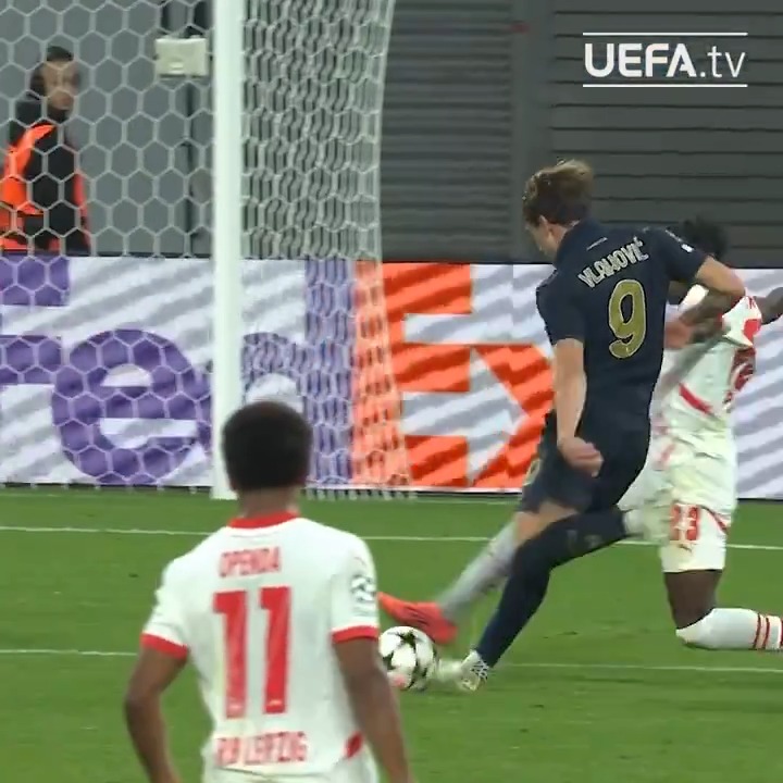 🚨 | Dusan Vlahovic, yeniden Vincenzo Italiano'nun öğrencisi olacak! Vlahovic, Beşiktaş'a kapılarını açtı. (Agenzia ANSA)