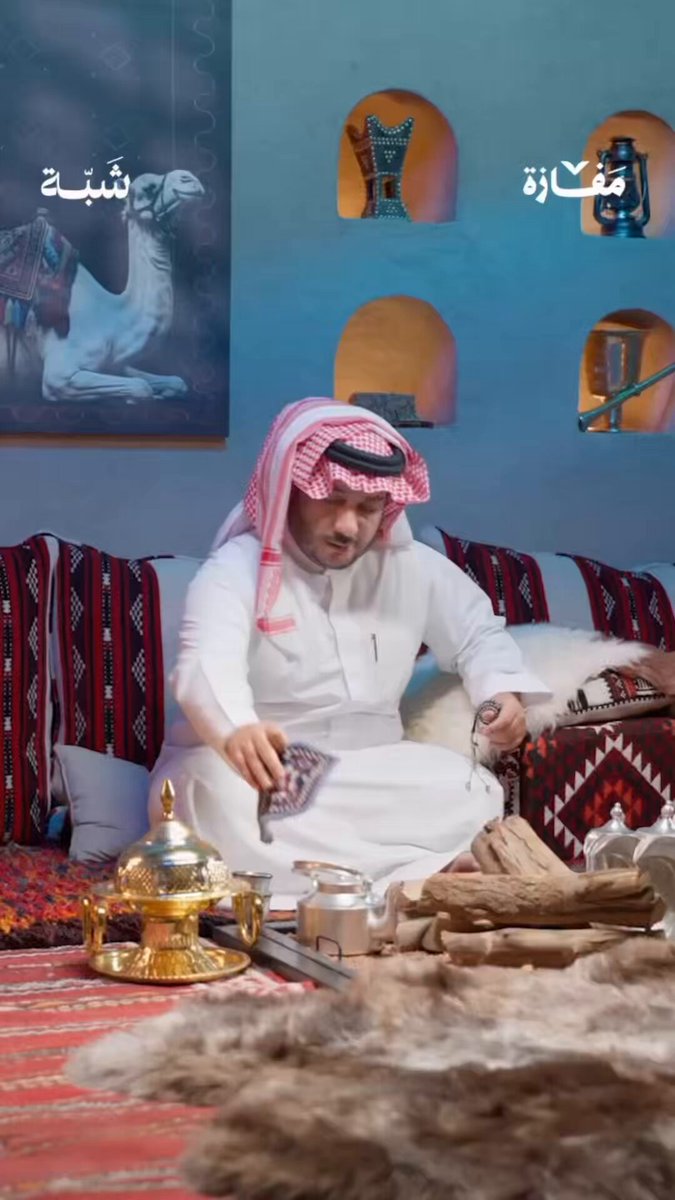 كان اختيار ساعة الشدة ولحظة العسر خذلانًا آخر.. مديت كفك، وكفّين المفارق يسر وانا على نيّة النسيان صافحتك ..