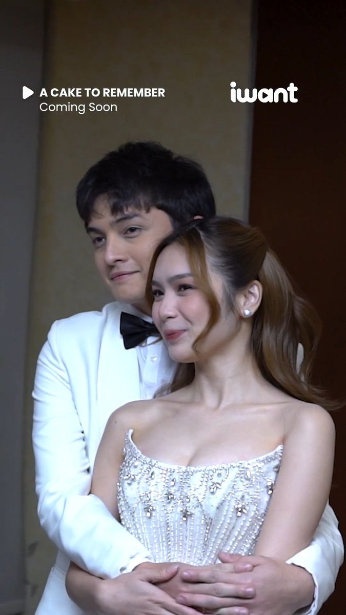 Craving for something sweet? Hmmm, maibalik kaya ang tamis ng pag-ibig in one bite? 👀🍰💘 Abangan ang sweetest comeback ng #FranSeth sa #ACakeToRemember! COMING SOON on #iWant! JRB Creative Production Francine Diaz Seth Fedelin
