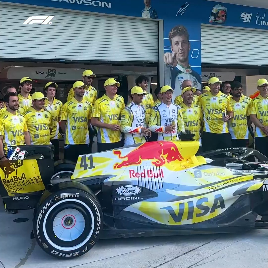 Couldn't take our eyes off them! 😍 @visacashhapprb have shown off some special livery designs so far this season 🎨 #F1