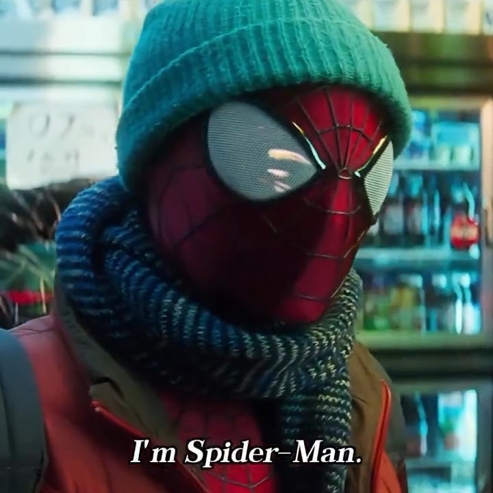 Andrew Garfield is certainly the most mischievous Spider-Man we’ve ever had 😅