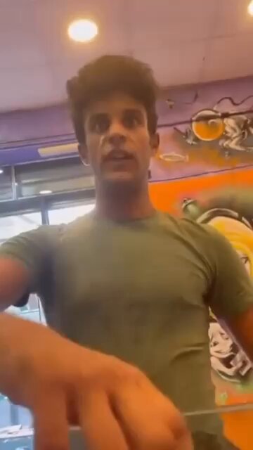 Come mi immagino Tony D’Amico che prova a convincere il Porto ad accettare la formula per Rodrigo Mora:
