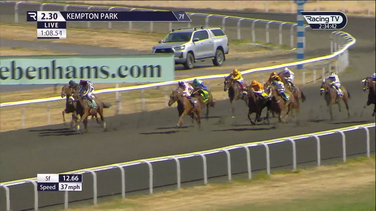 Impressive 👀 Sealiway filly Tikka makes a winning start for James Fanshawe and Dan Muscutt at Kempton Park Racecourse Unibet Racing | British EBF