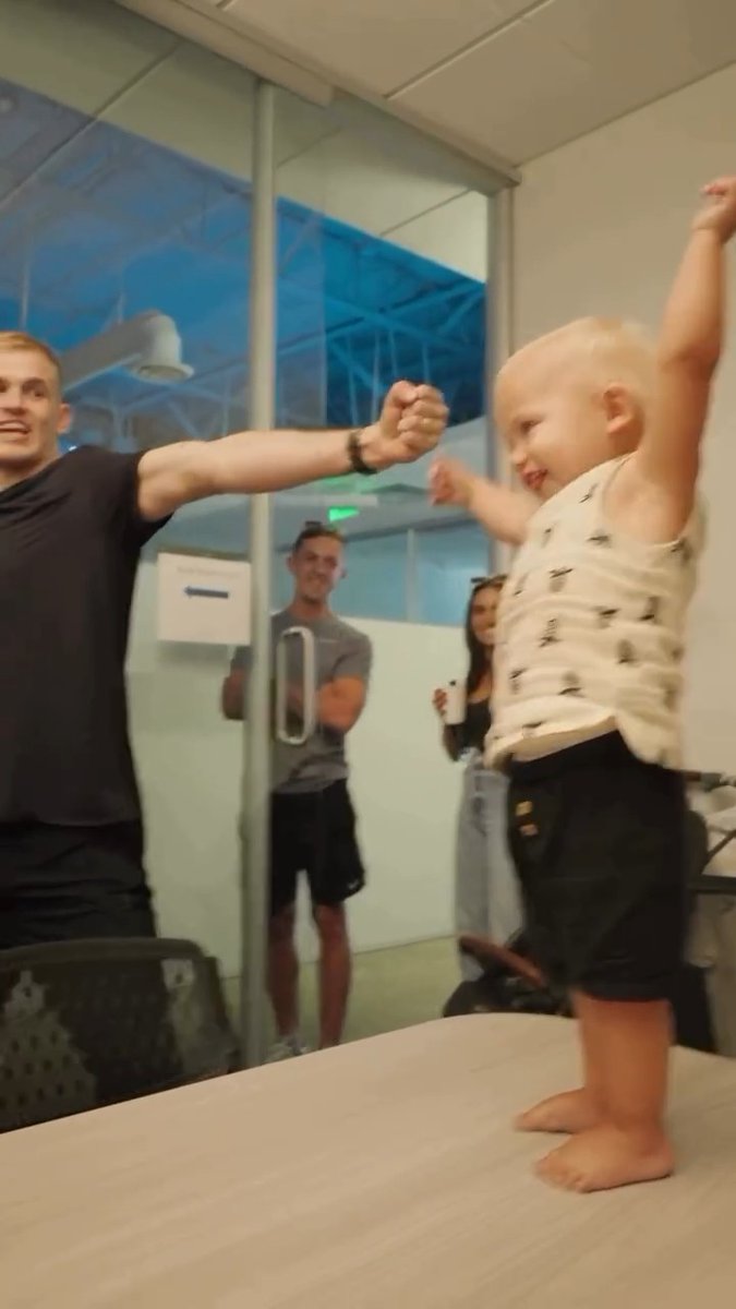 Ian Machado Garry's son, Leo, fighter impressions are too wholesome 🥹🤣 🎥 Ian Machado Garry