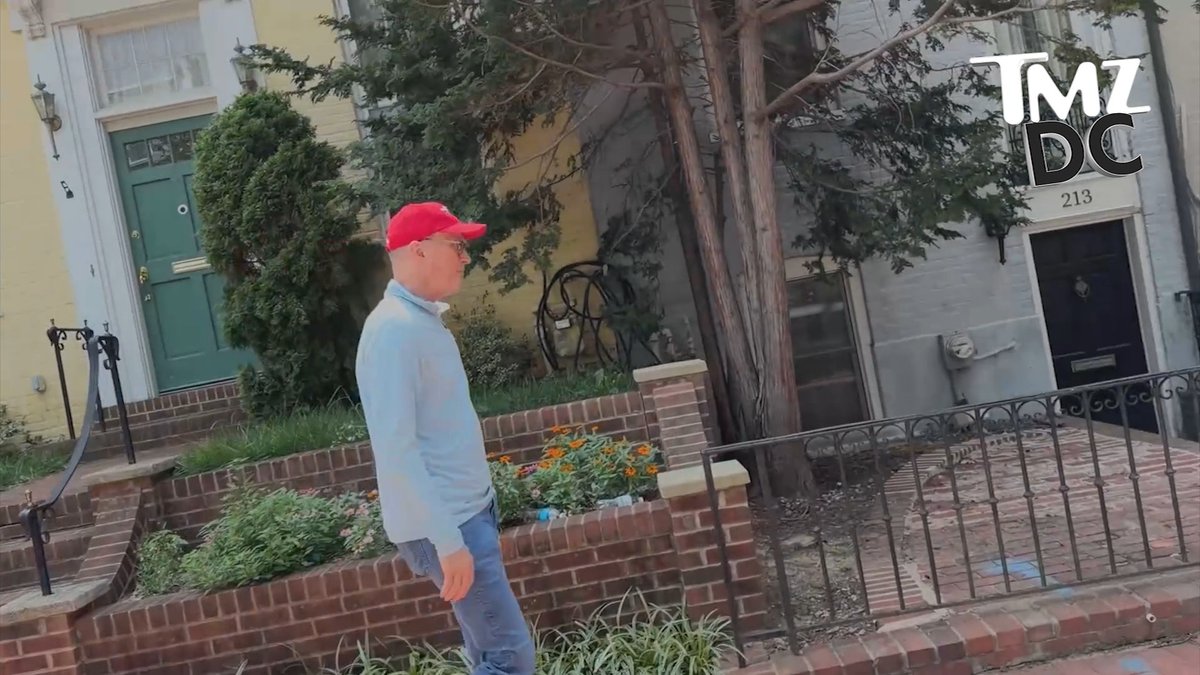 TMZ DC's CHARLIE COTTON got Mitch McConnell's Chief of Staff, Terry Carmack, out and about Monday, and attempted to ask about the senator, but Carmack wasn't answering any questions.