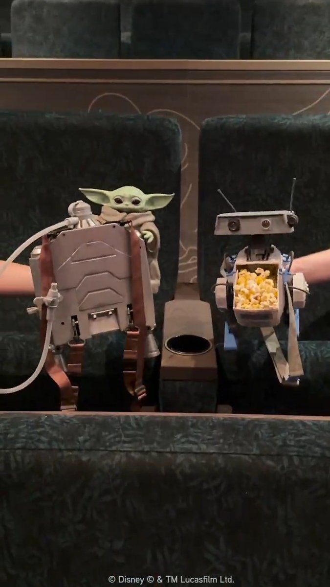 This is the Way. The Grogu Premium Sipper and the BDX Droid Bucket are available on Disney Cruise Line, while supplies last.🍿⚡