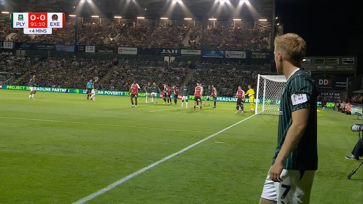 FOOTBALL IS SO BACK WE HAVE A 92ND MINUTE WINNER IN THE DEVON DERBY 🤯🤯🤯 LOOK AT THOSE SCENES 😍