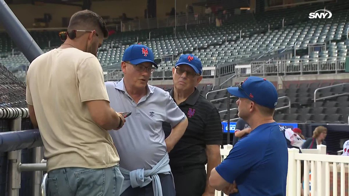Steve Cohen is in Atlanta for tonight's Mets-Braves game He talks with J.D. Martinez and Andy Green behind the batting cage