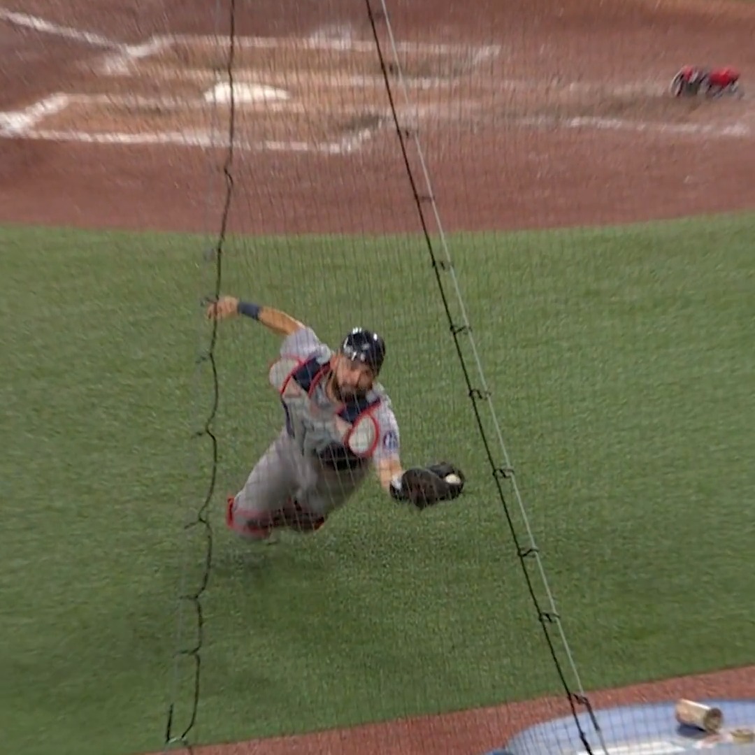 Connor Wong makes a FANTASTIC diving catch on a bunt attempt 😮‍💨