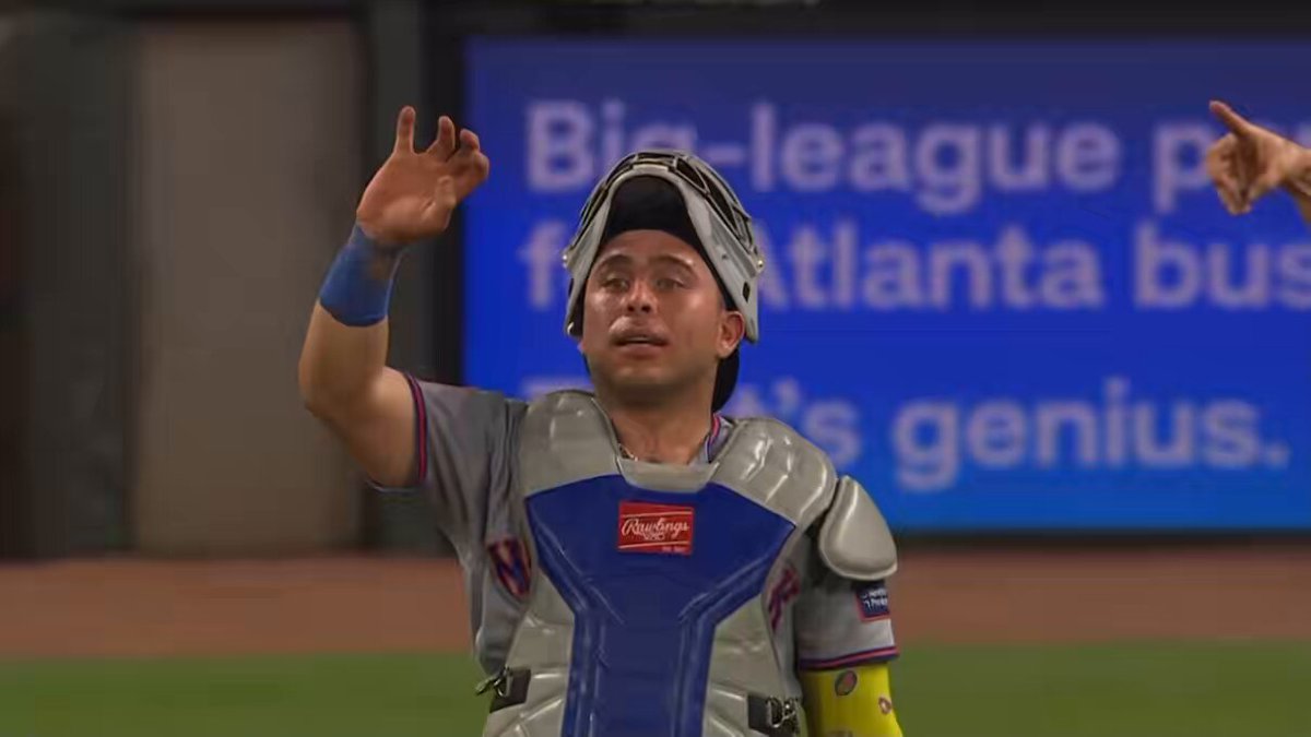 LMAO CARSON THREW KODAI’S FIRST MLB SAVE BALL AWAY