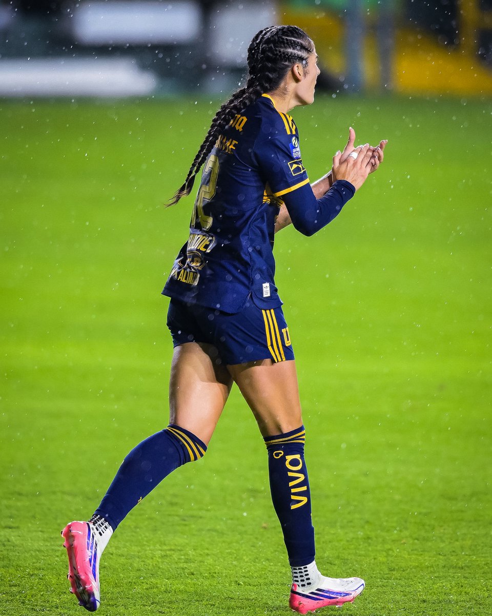😎 ¡'Lady Di' Diana Ordóñez diciendo presente en el momento justo para empatar el partido!