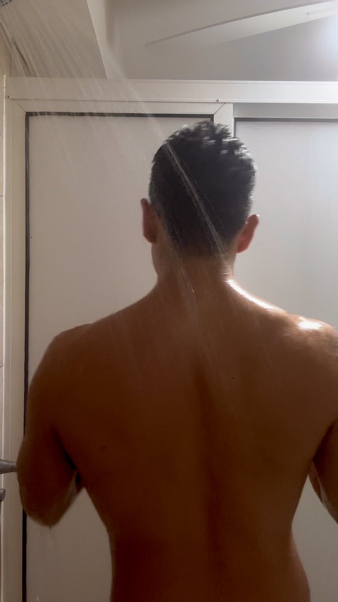 Luego de un largo día, un baño caliente🧖🏻