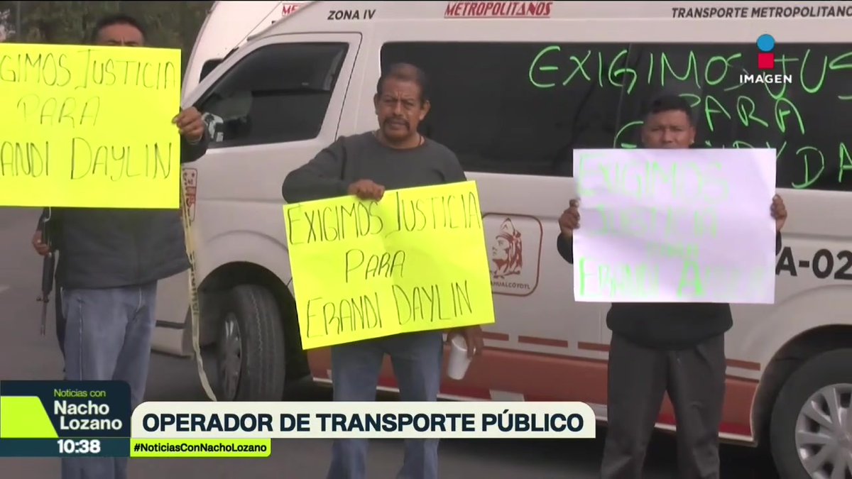 Una niña de 10 años murió y su mamá resultó herida luego de que un grupo de hombres a bordo de motocicletas abrieron fuego contra una combi en Los Reyes La Paz, en el #Edomex. Transportistas de esa ruta ya habían alertado que eran extorsionados: