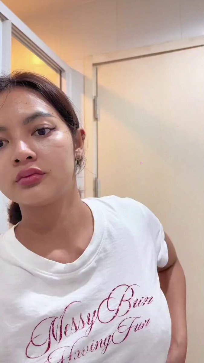 Siang hawanya panas paling enak mandi