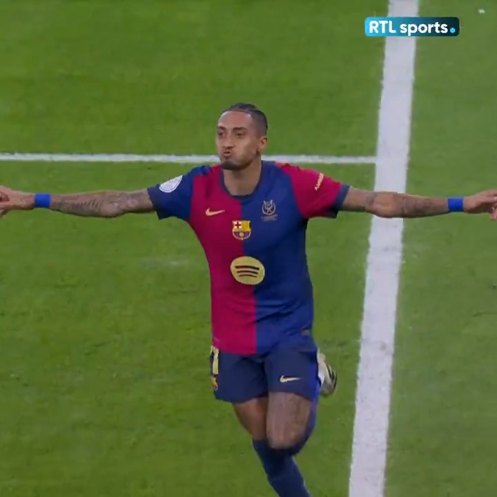 Pour moi, c’est la plus belle tête de l’histoire du football.