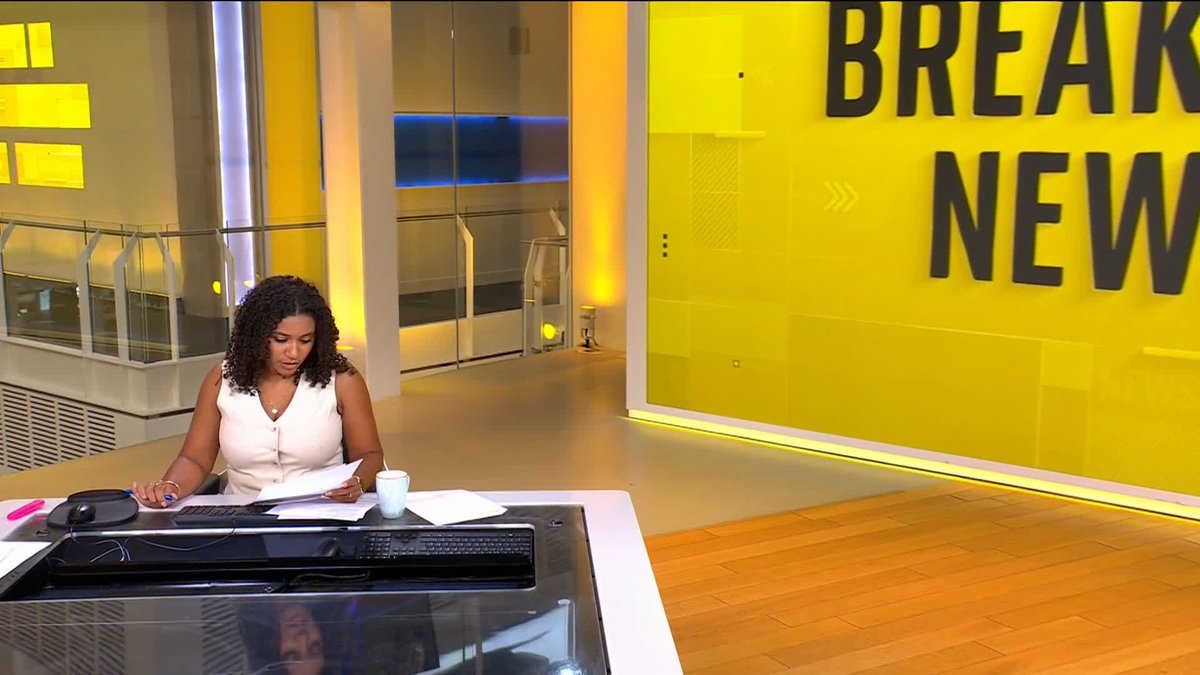 BREAKING: A man has been arrested on suspicion of murder after a fatal shooting in Clapham on Monday. 📺 Sky 501, Virgin 602, Freeview 233 and YouTube
