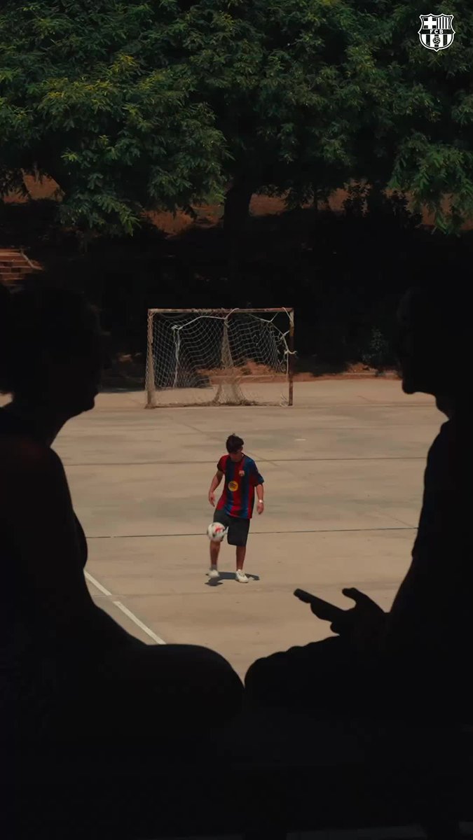 Hi ha coses que simplement funcionen millor juntes 🔵🔴 @MadebyGoogle i Google Gemini, global partners orgullosos del FC Barcelona. FC Barcelona x Google Pixel x Google Gemini 🤝
