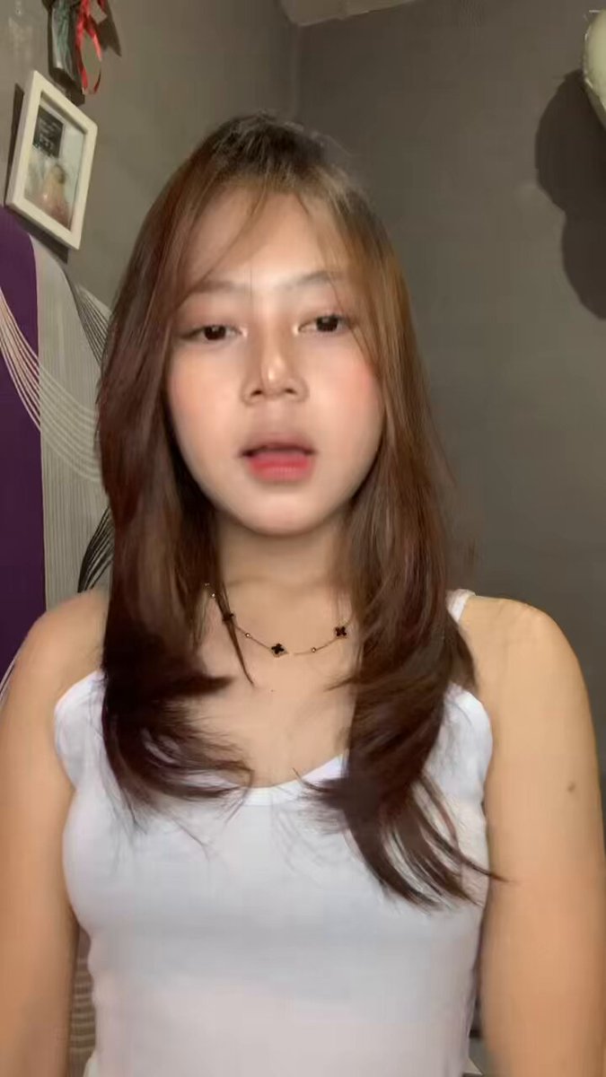 pd bgt ya pake tanktop 🤏🏻😓