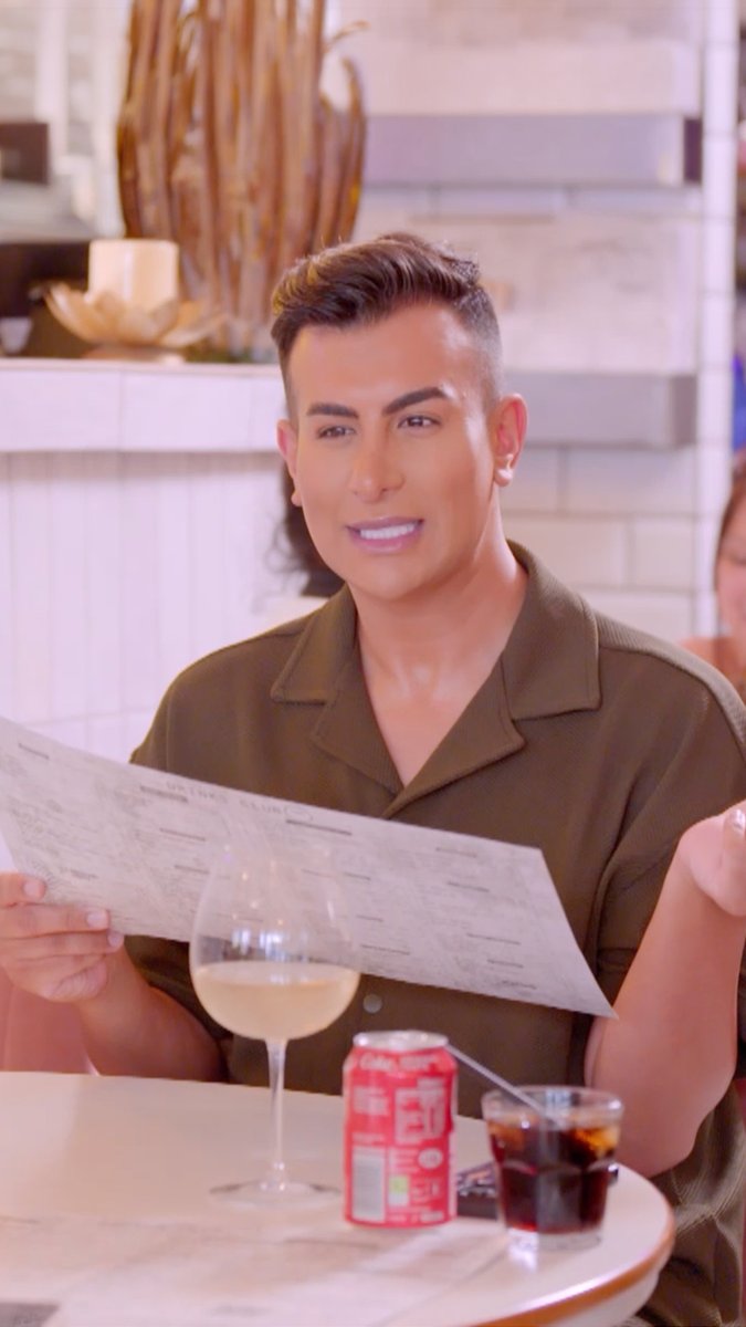 I’ll just have a small bite x 🤣 #TOWIE