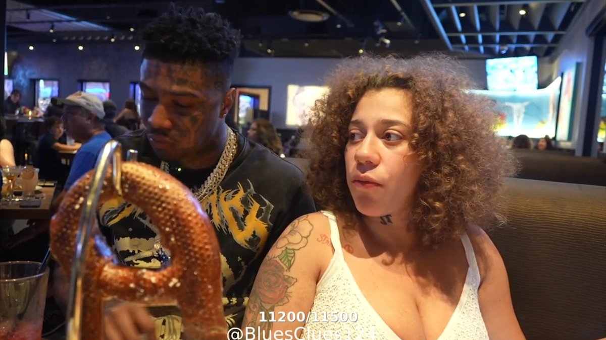 A restaurant waiter assumed Blueface &amp; Nevaeh were smoking at their table while eating. 😳