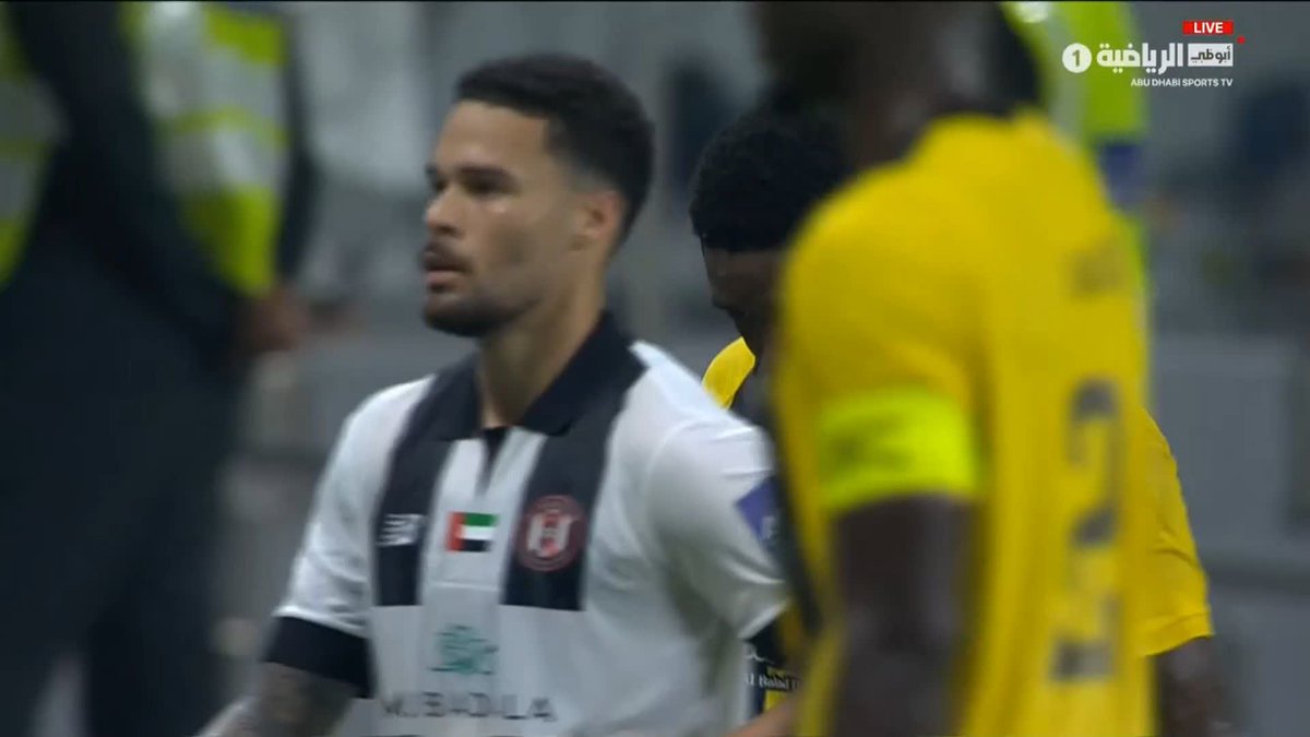 نهاية الشوط الأول بتقدم فريق الاتحاد على الجزيرة بنتيجة 2-0 #دوري_أبطال_آسيا_للنخبة #الجزيرة_الاتحاد