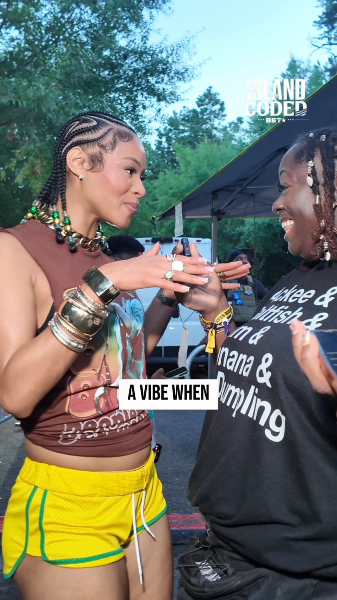 The first-ever Rum Island Festival called for a first-ever host, and our BET fam Pretty Vee came ready to rep Jamaica! 🇯🇲🔥 We got #IslandCoded with Pretty Vee and tapped into her summer playlist featuring Shenseea’s “Brucksweat,” “Shake It To The Max,” Spice and, of course, some Beres Hammond. 🌴🎶 #BET #RumIslandFestival