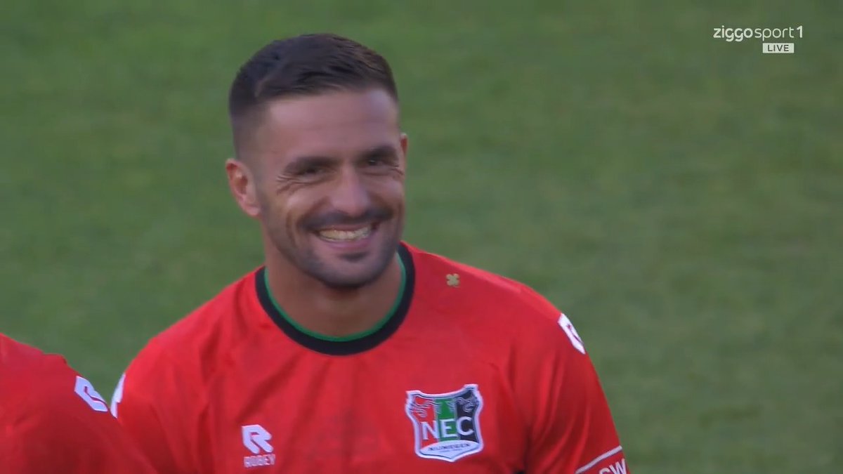 Dušan Tadić ❤️ Edin Džeko #ZiggoSport #UCL #NECOLY