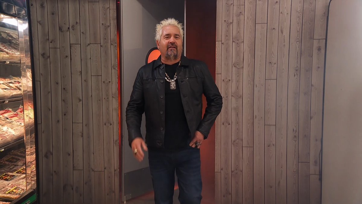 They're used to handling the heat — now they're bringing it to Flavortown 🚒🔥 Watch an all-new episode of #GroceryGames Wednesday at 9|8c.