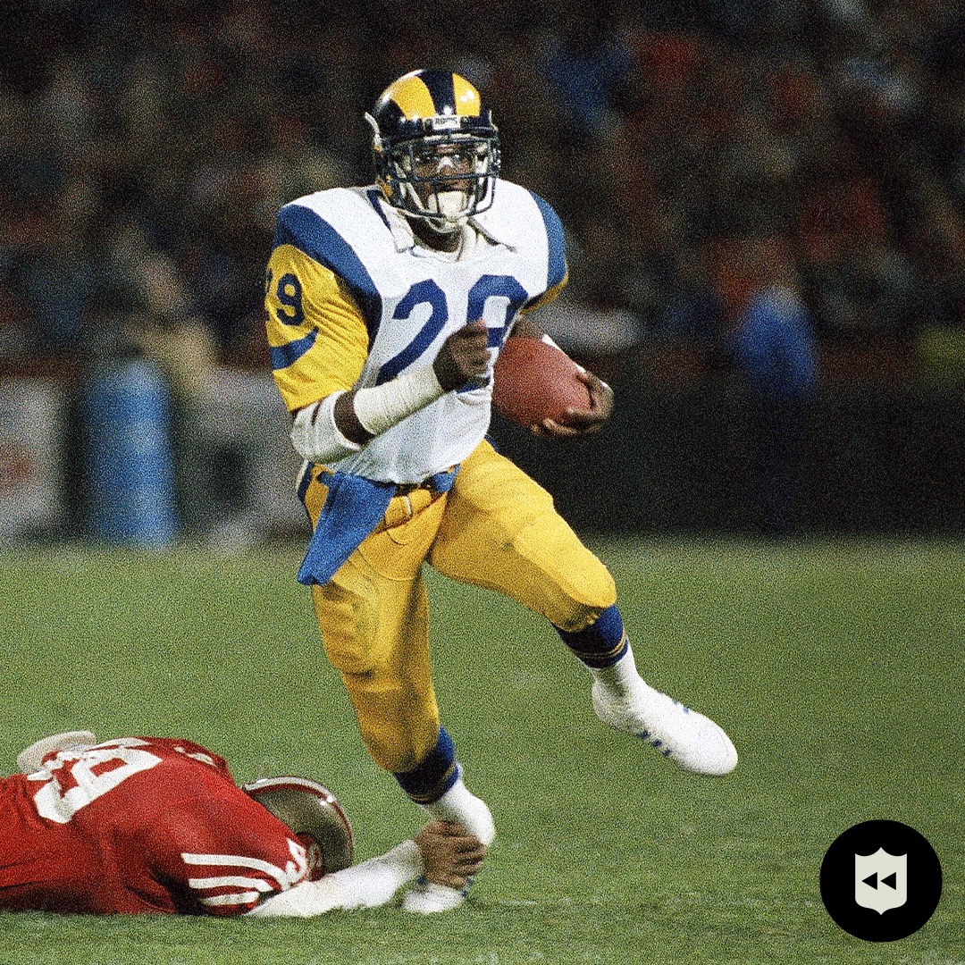 Eric Dickerson’s 2,105 yard season was INSANE 🚨
