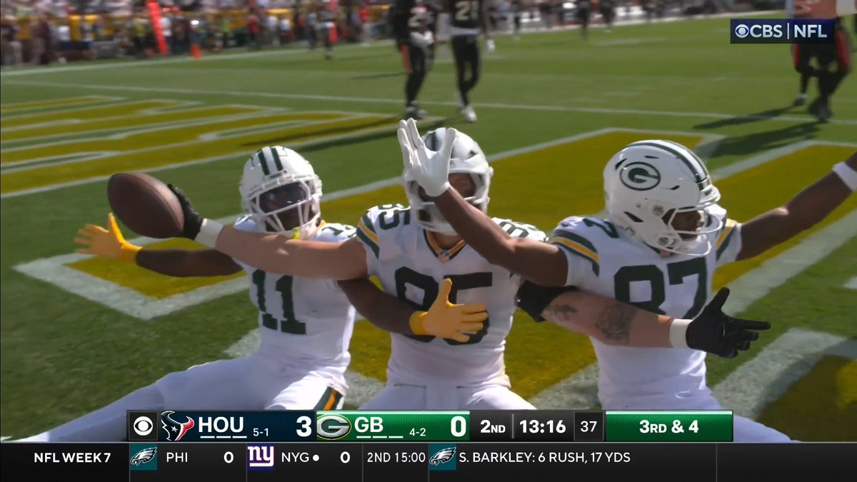 Highest MPH pass in NFL History. This is 100% a Brett Favre “I’m gonna throw it so hard the defense can’t catch it” TD pass.