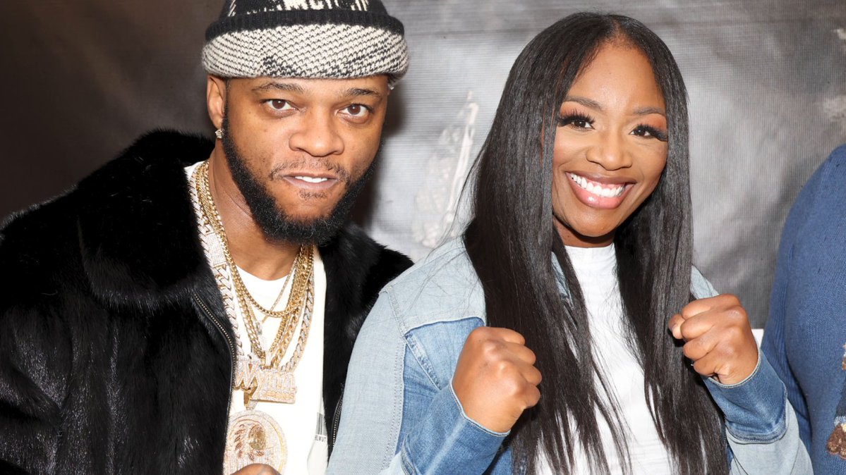 Claressa Shields has babies AND bags on the brain! 🍼 The champ is opening up about starting a family with Papoose while keeping her eyes on a potential $8M payday in the ring. Plus, DiJonai Carrington addresses her controversial foul, Eric Bieniemy returns to the Chiefs, and Larry Fitzgerald’s No. 11 is officially headed to the rafters. #TheScoreboard