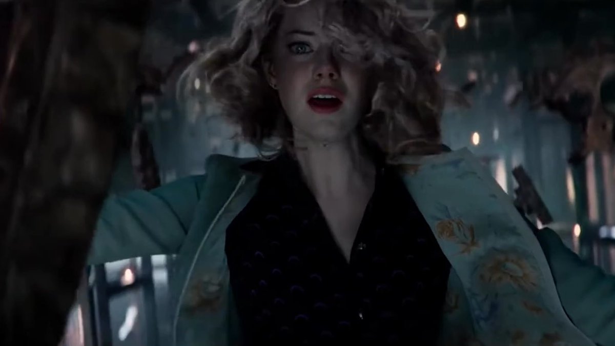 Andrew Garfield's web opening up into the shape of a reaching hand in slow motion as he desperately tries to save Gwen is the most heartbreaking moment in the entire Spider-Man franchise.