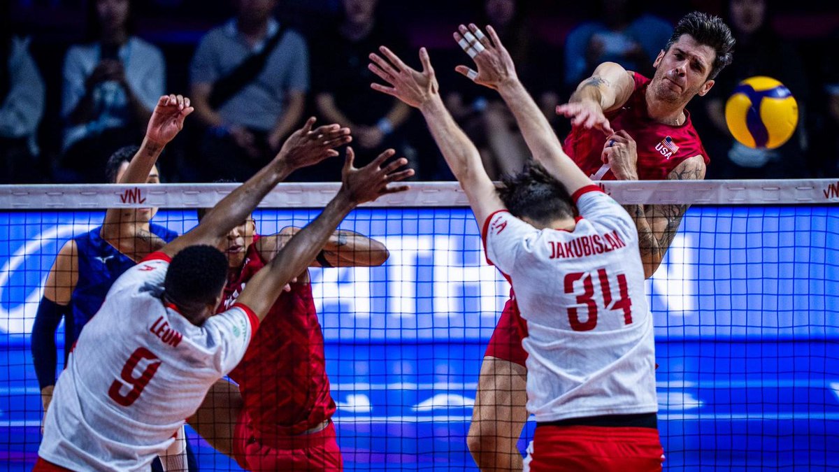 #VNL2026: MATT ANDERSON 🇺🇸, STILL DELIVERING 🔥 Five Olympic cycles. Countless battles. And still making his presence felt on the biggest stages. 💪 An all-around force and an icon of Team USA, Matt Anderson, 39, continues to show his class. From big swings to big moments, the veteran can still do it all. 🇺🇸⭐ 🏐 #BePartOfTheGame #Volleyball