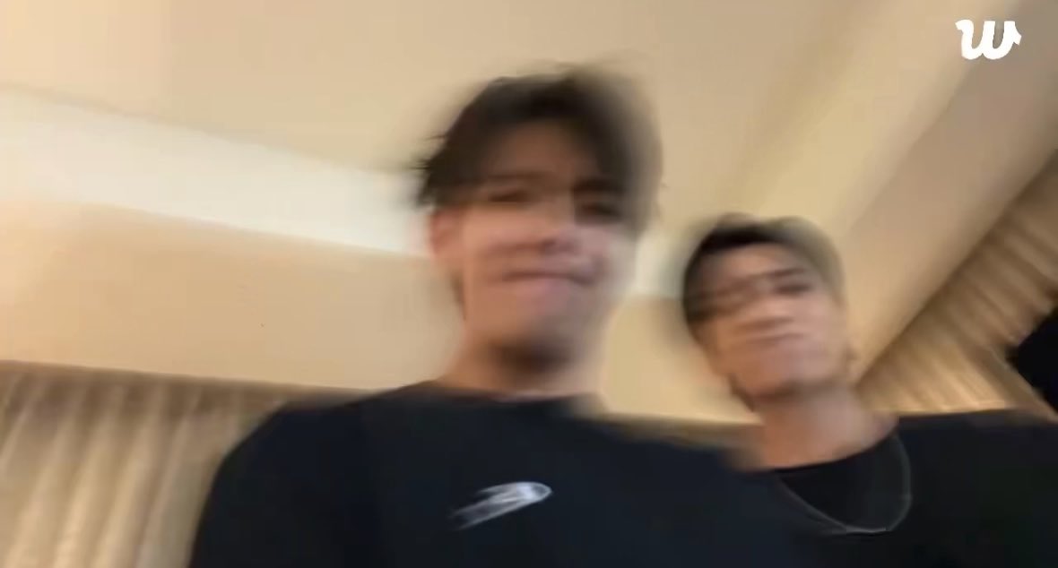 so that’s how they ended the live,, i’m crine