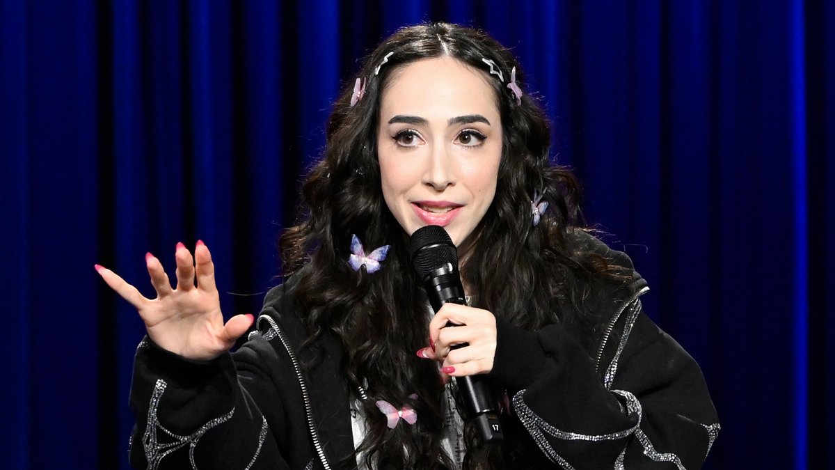 Ainsley Bailey is “not like other girls” 🤣 #FallonTonight #StandUp