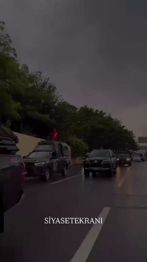 احتفالات لافتة في باكستان بـ "اتفاق مكة" التاريخي للدفاع المشترك بين (تركيا، السعودية، وباكستان).. التحالف الاستراتيجي يمثل تجسيداً حديثاً لأخوة ممتدة عبر القرون، وصياغة حقيقية لمفهوم المصير الأمني والسياسي المشترك للأمة.