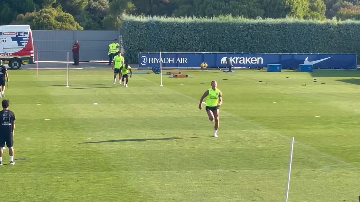 🔴⚪️ Atleti Julián Alvarez ya entrena a las órdenes de Simeone en la ciudad deportiva del Atleti en Majadahonda 📻 Carrusel Deportivo