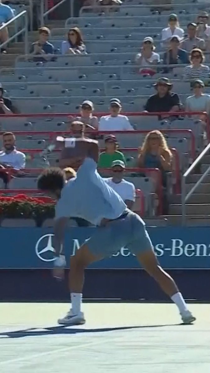 Racquet smash!💥 Arthur Fils took out his frustration after losing this point to Rafael Jodar 💢