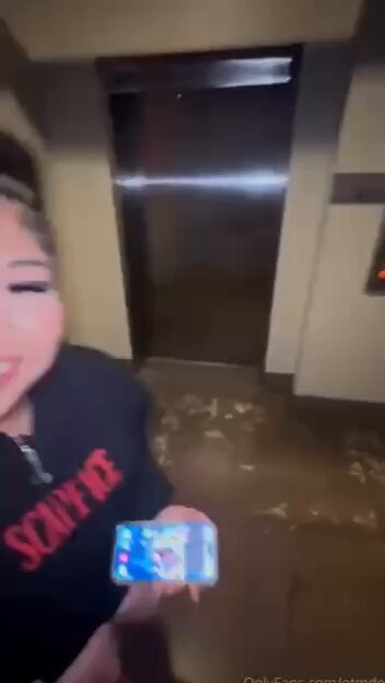 In the elevator 🤯