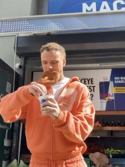 sütaş şerefin var mı şerefin lang'la bi ayran reklamı çeksen biz onu sen parayı bulmuştun