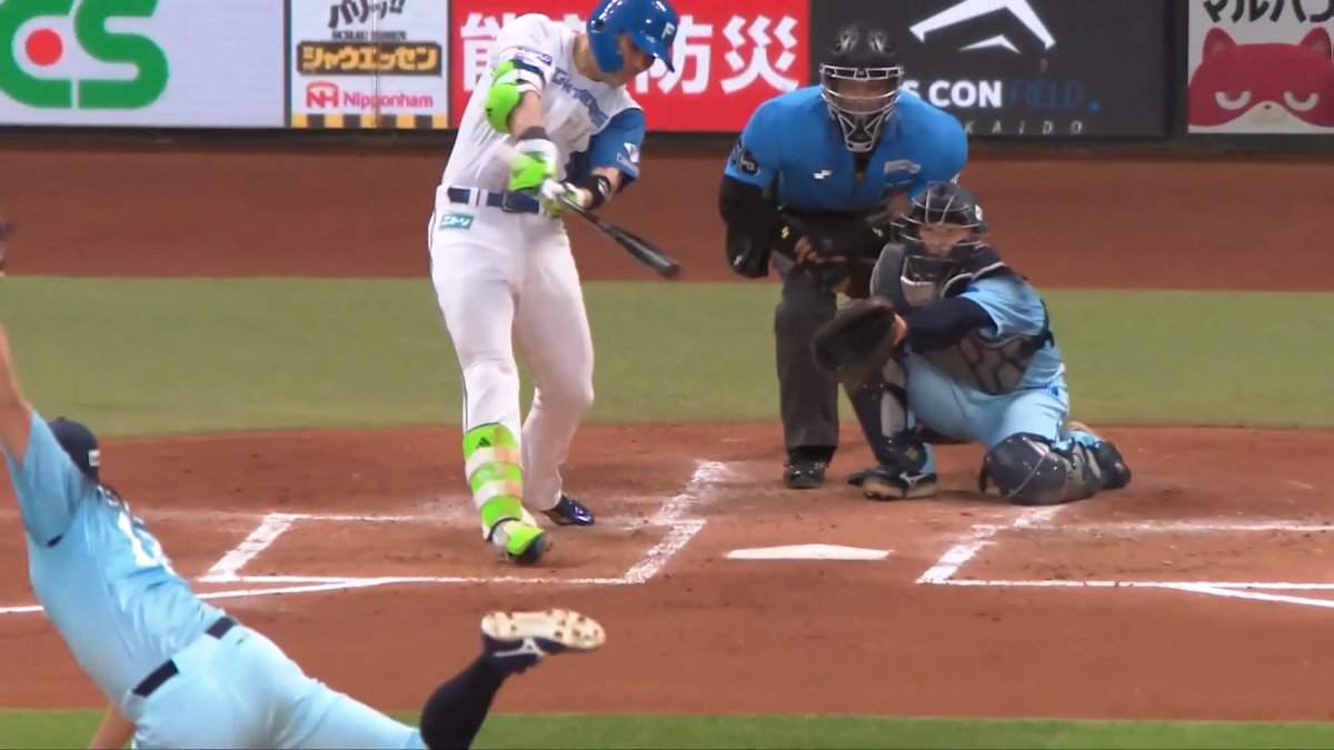 ライナー性の打球があっという間にライトブルペンへ突き刺さる！🔥🔥 北海道日本ハム 清宮幸太郎 選手の今シーズン第12号ソロホームランで先制に成功！🌈